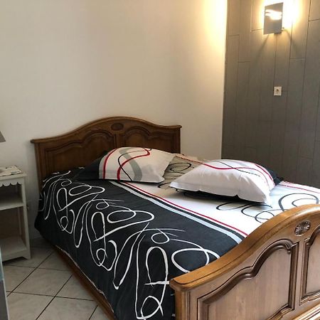 Bed and Breakfast Aux Berges Du Doubs Ougney-Douvot Exterior foto